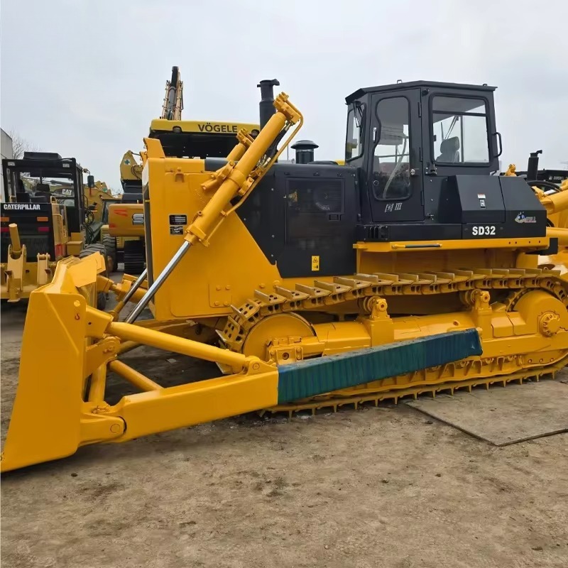 بلدوزر مجنزر SEM818F بقوة 180  - مراجعة Heavy Equipment Bulldozer وسعره