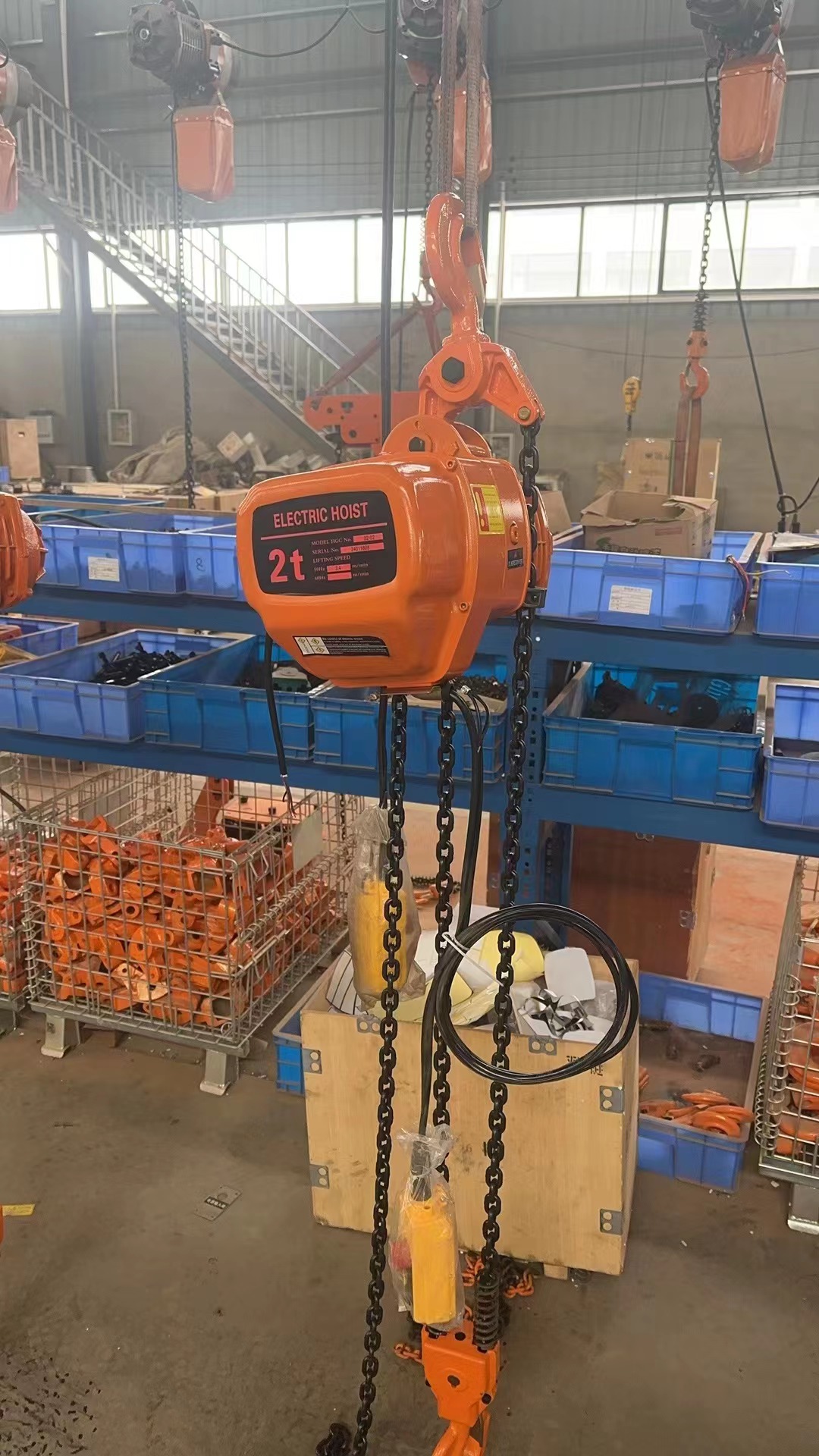 رافعة سلسلة كهربائية Hhbb بجهد - مراجعة Electric Chain Hoist وسعره