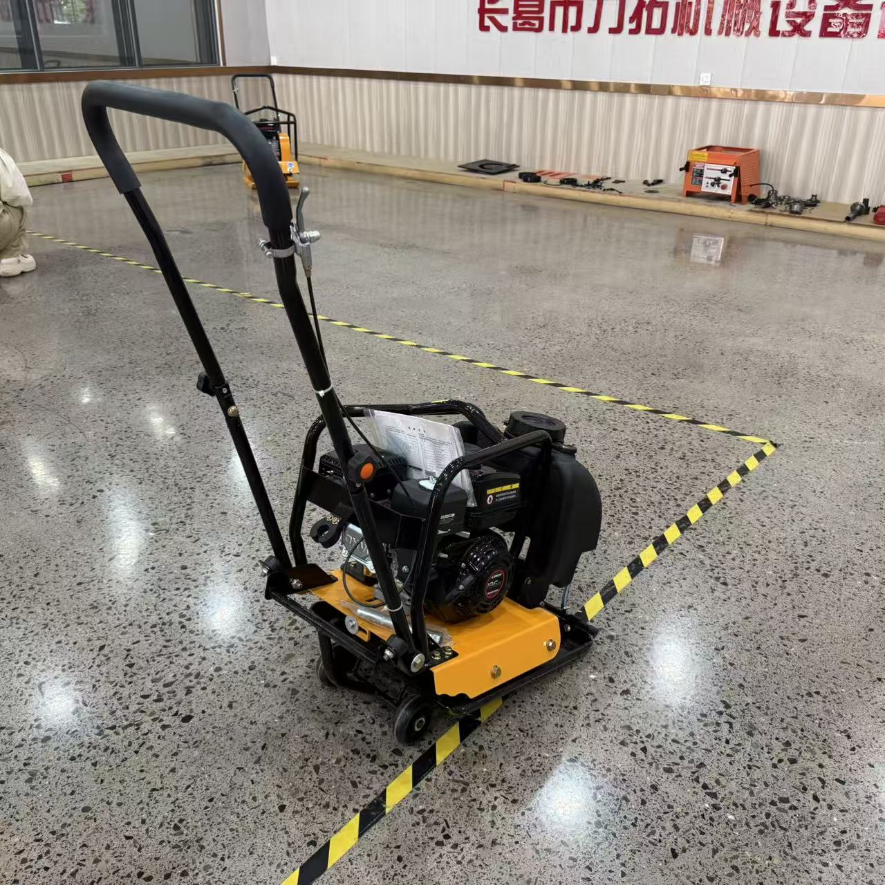 الثقيلة محرك الخرسانة هزاز لوح - مراجعة Plate Compactor Vibrator وسعره